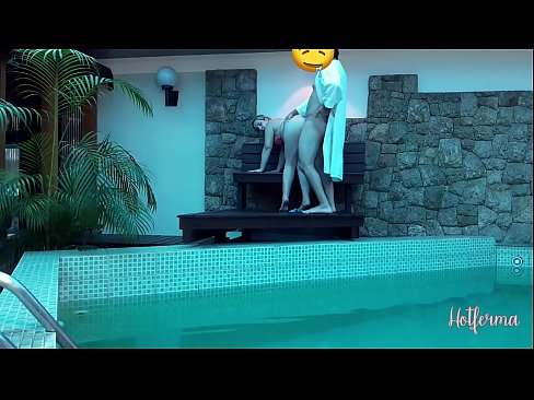 ❤️ Le patron invite la femme de chambre à la piscine, mais n'a pas pu résister à une chaude Porno de qualité at fr.yespornpics.ru ❌